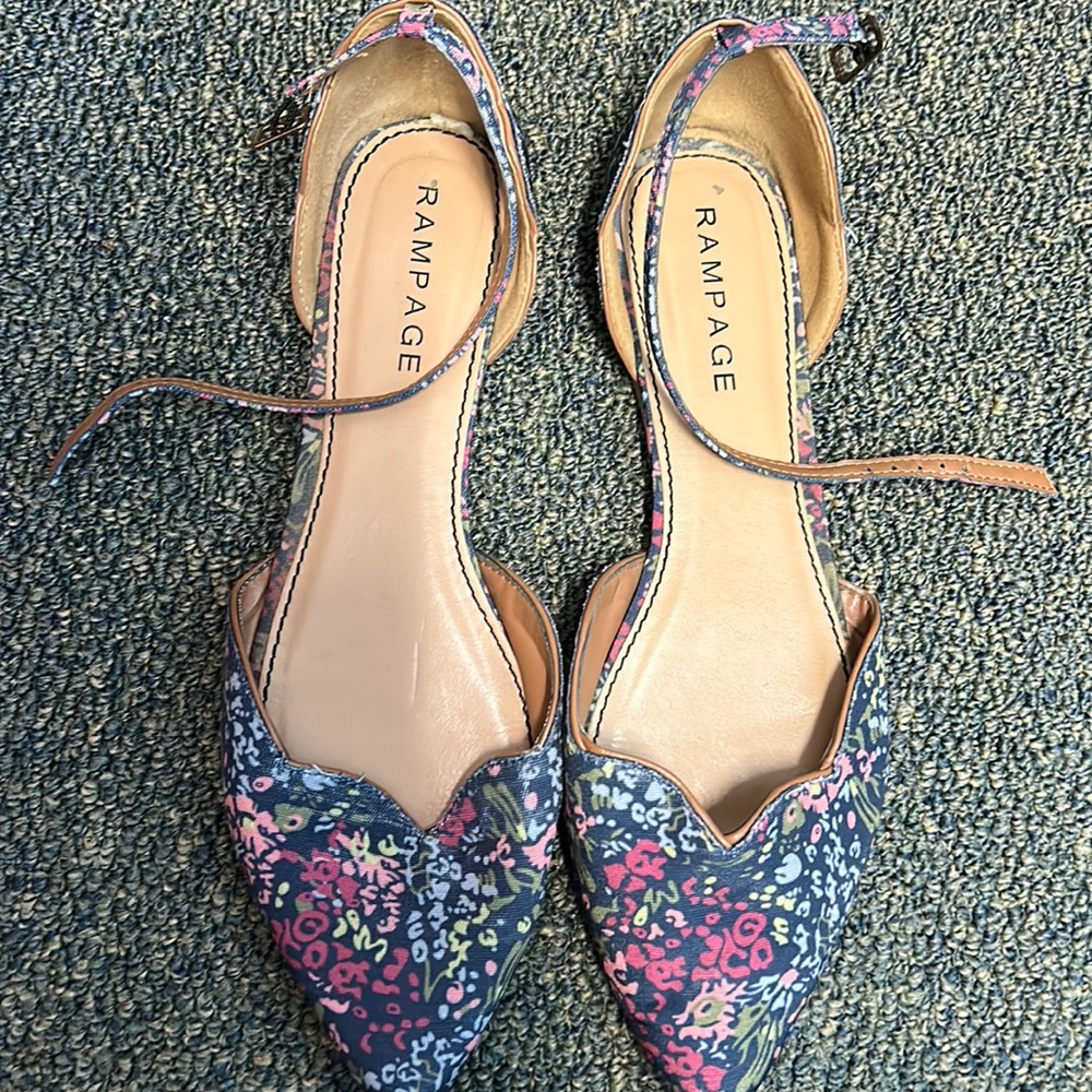Ladies size 10 floral flats